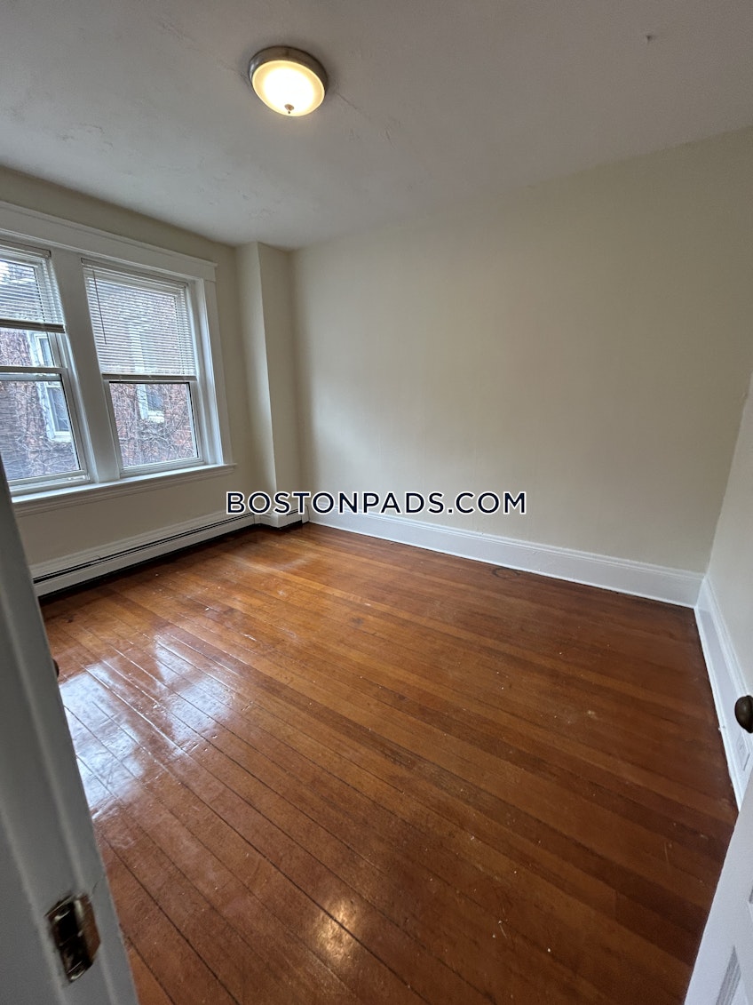 Brookline - $2,950+ /month