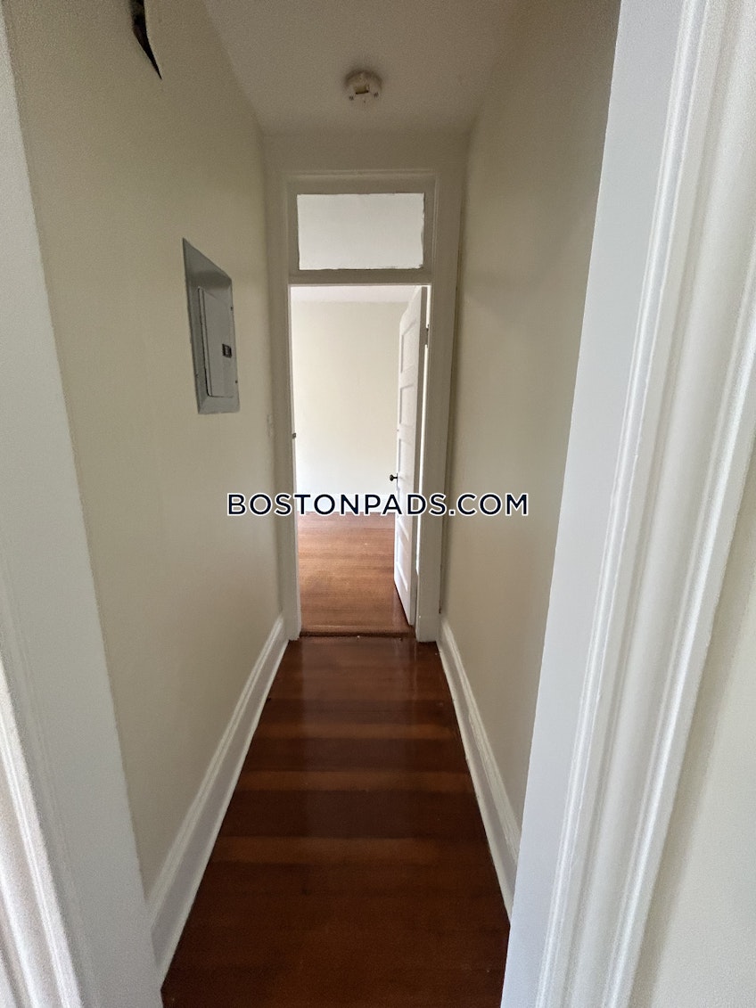Brookline - $2,950+ /month