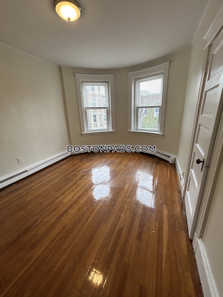 Winthrop Rd., Brookline