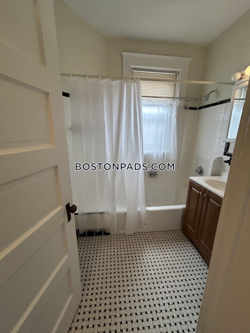 Brookline - $2,950+ /month