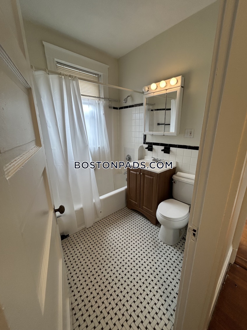 Brookline - $2,950+ /month