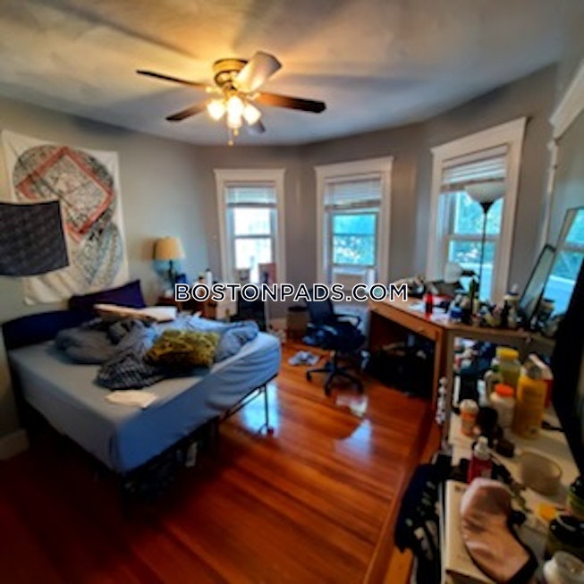 Somerville - $6,300+ /mo