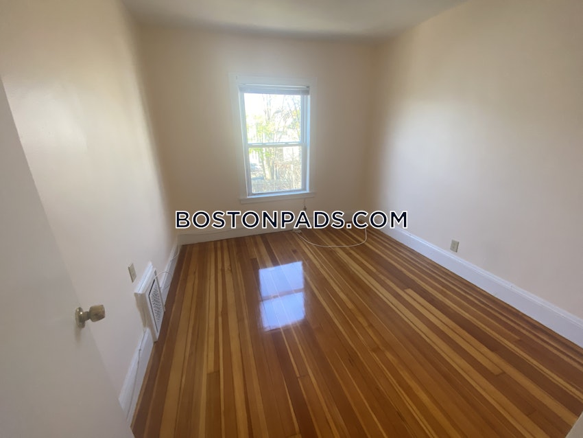 BOSTON - DORCHESTER - UPHAMS CORNER - 3 Beds, 1 Bath - Image 35