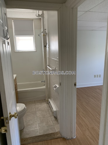 Boston - 2 Beds, 1 Baths