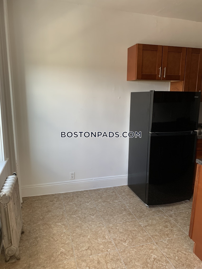 BOSTON - FENWAY/KENMORE - 1 Bed, 1 Bath - Image 6