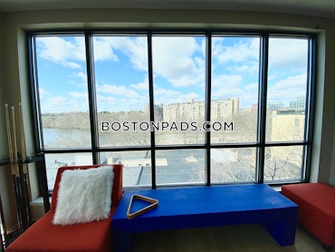 Boston - 3 Beds, 2 Baths