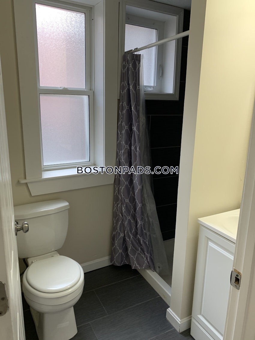 BOSTON - NORTH END - 3 Beds, 2 Baths - Image 41