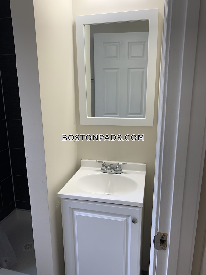BOSTON - NORTH END - 3 Beds, 2 Baths - Image 40