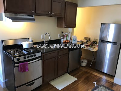 Cambridge 1 Bed 1 Bath  Porter Square - $2,700