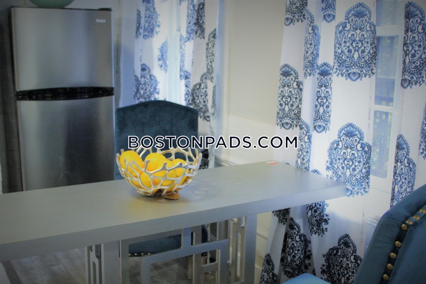 BOSTON - BEACON HILL - 2 Beds, 1 Bath - Image 3