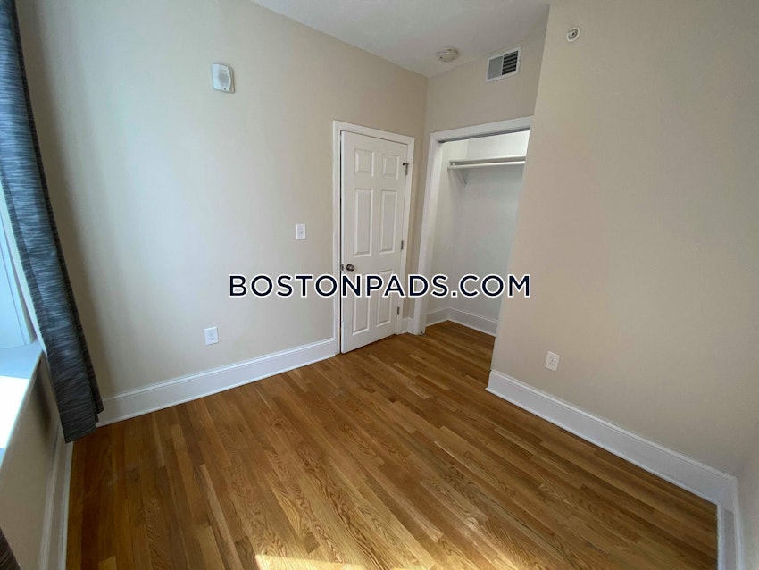 BOSTON - NORTH END - 3 Beds, 2 Baths - Image 17