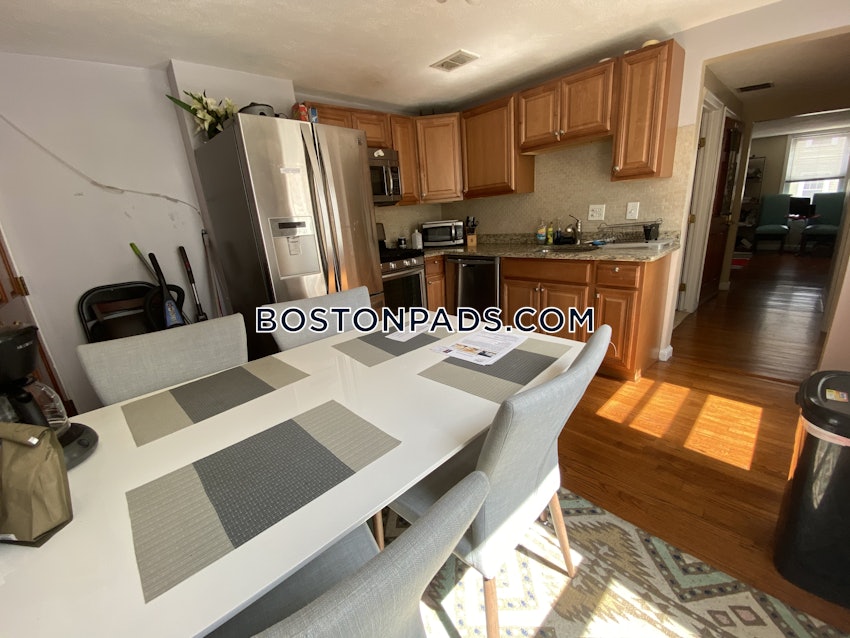 BOSTON - SOUTH BOSTON - WEST SIDE - 4 Beds, 1.5 Baths - Image 3