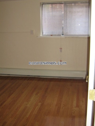 Boston - 3 Beds, 2 Baths