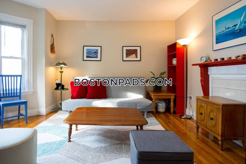 BOSTON - MISSION HILL - 3 Beds, 2 Baths - Image 2