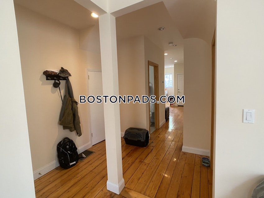 SOMERVILLE - WINTER HILL - 2 Beds, 1 Bath - Image 4