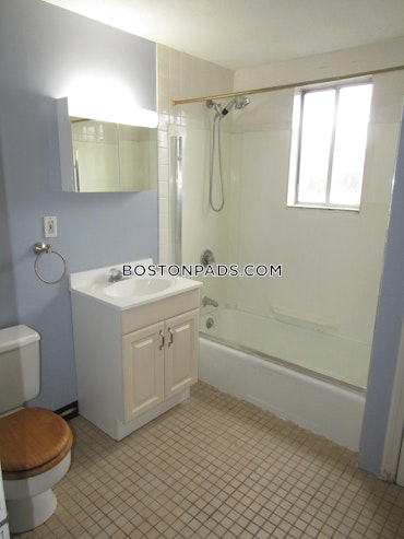 Boston - 3 Beds, 1 Baths