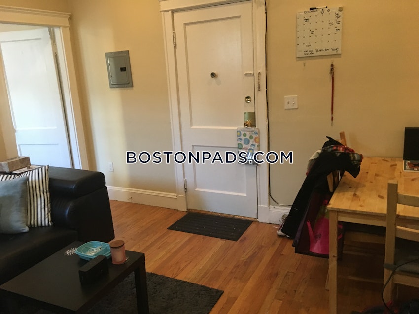 BOSTON - ALLSTON - 2 Beds, 1 Bath - Image 4