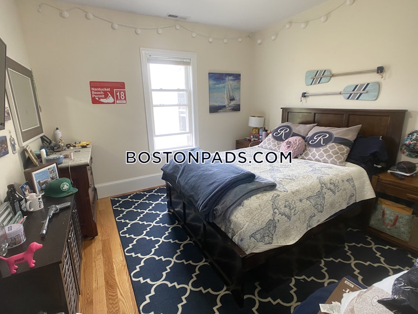 MEDFORD - TUFTS - 3 Beds, 1 Bath - Image 19