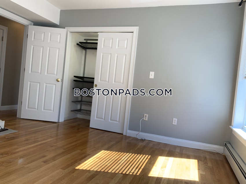 BOSTON - SOUTH BOSTON - EAST SIDE - 4 Beds, 1.5 Baths - Image 3