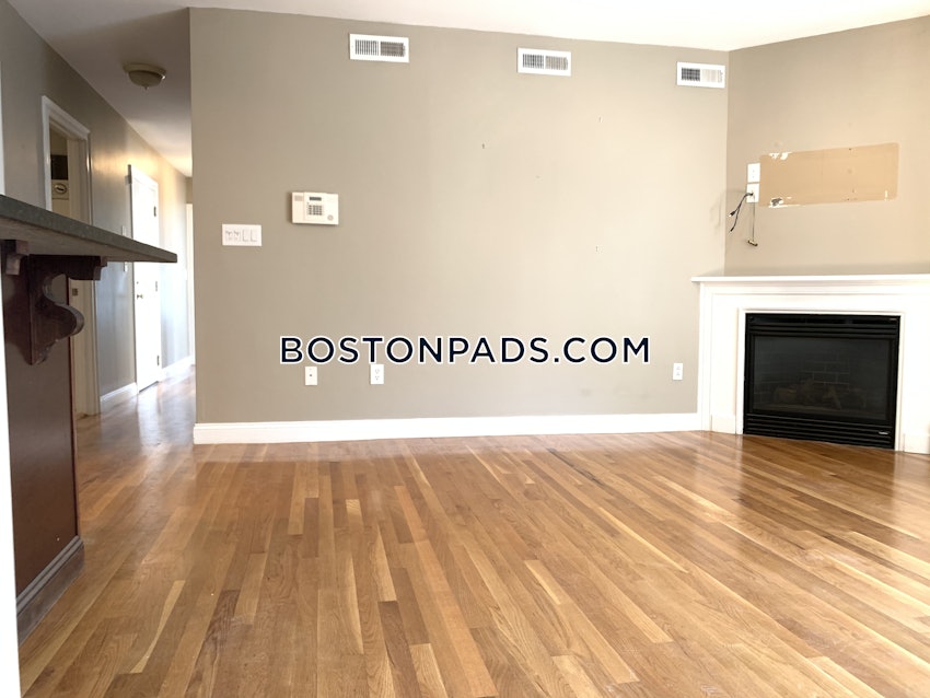 BOSTON - SOUTH BOSTON - EAST SIDE - 4 Beds, 1.5 Baths - Image 13