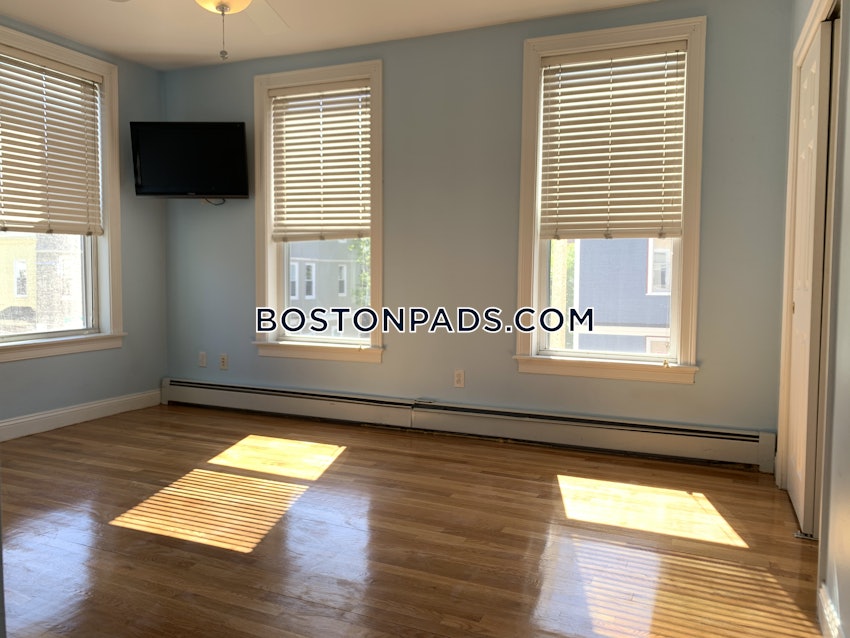 BOSTON - SOUTH BOSTON - EAST SIDE - 4 Beds, 1.5 Baths - Image 28