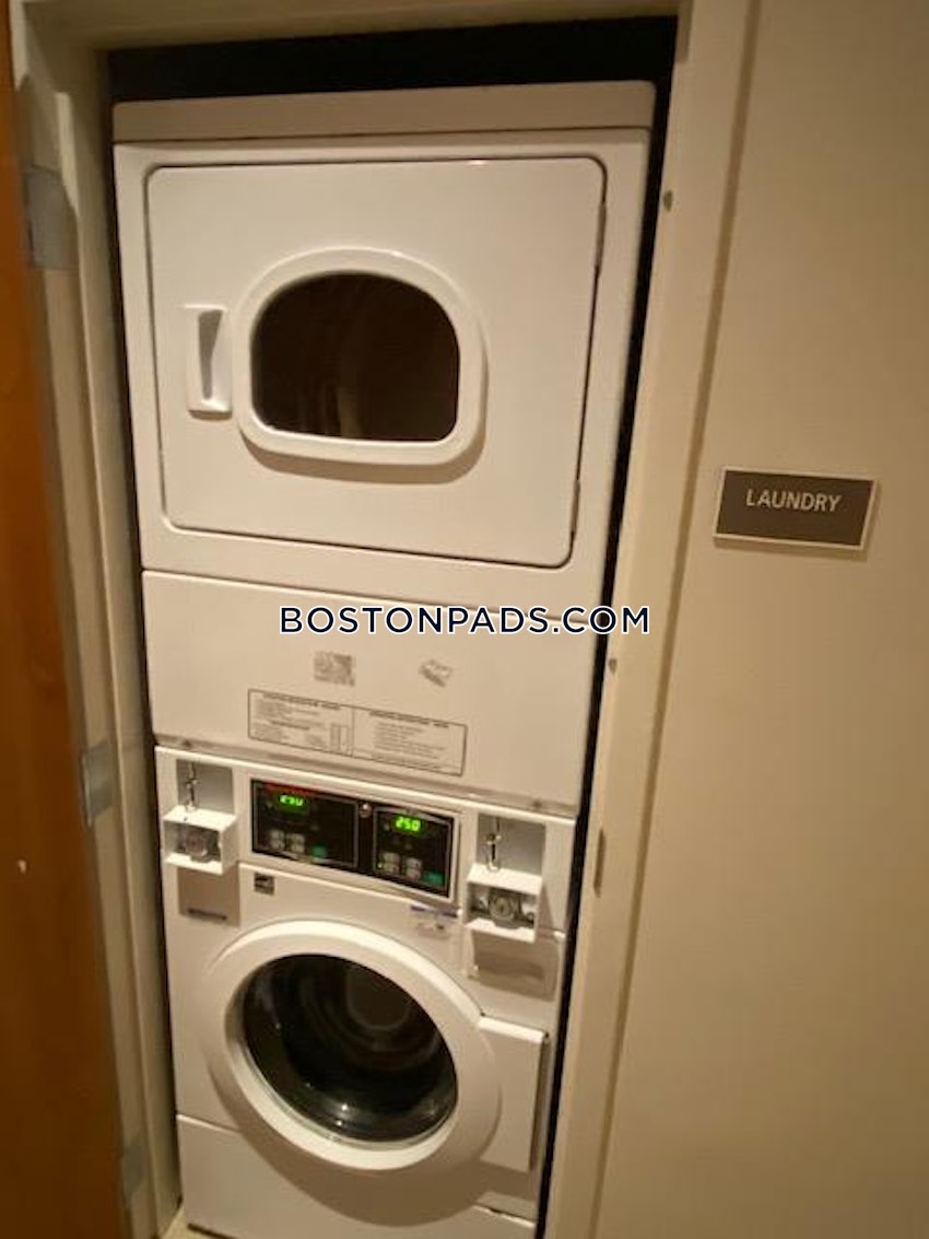 BOSTON - DOWNTOWN - 3 Beds, 1 Bath - Image 10