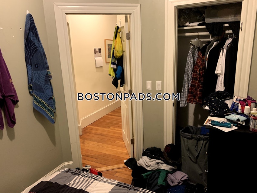 BOSTON - BEACON HILL - 3 Beds, 1 Bath - Image 5