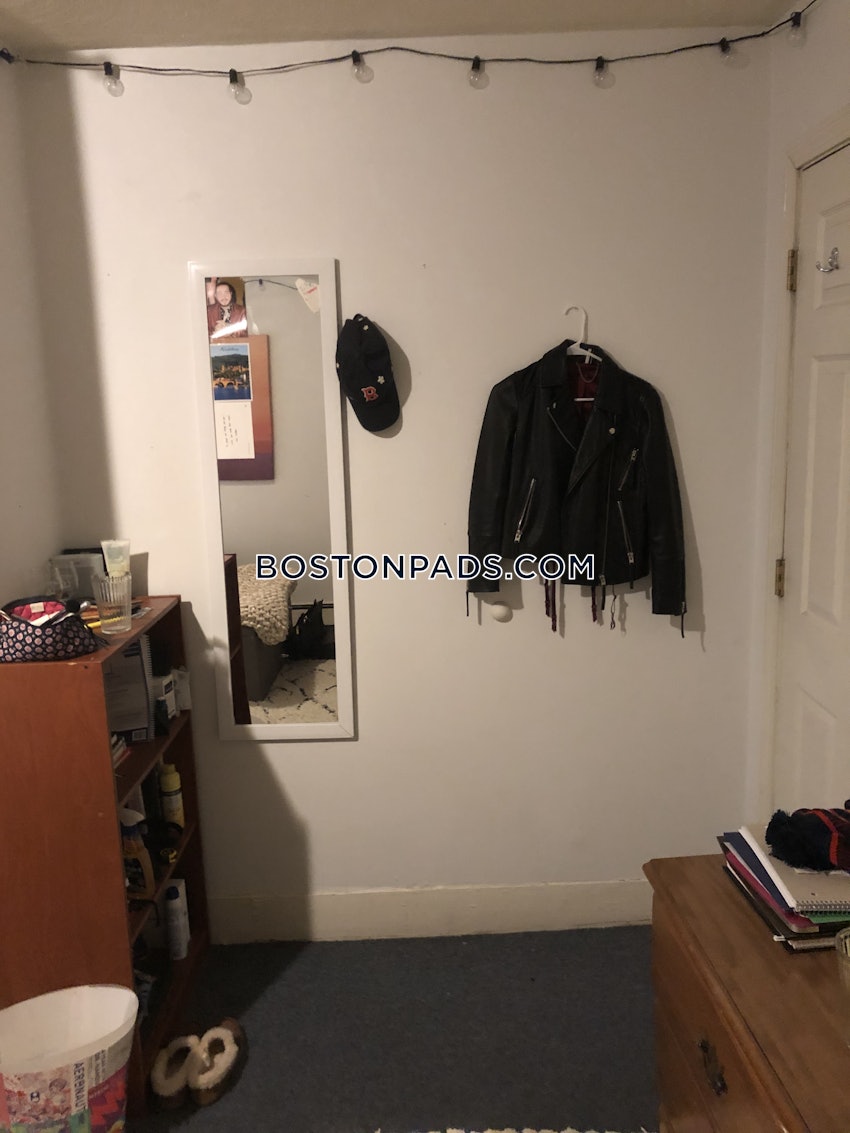 BOSTON - BEACON HILL - 2 Beds, 1 Bath - Image 16