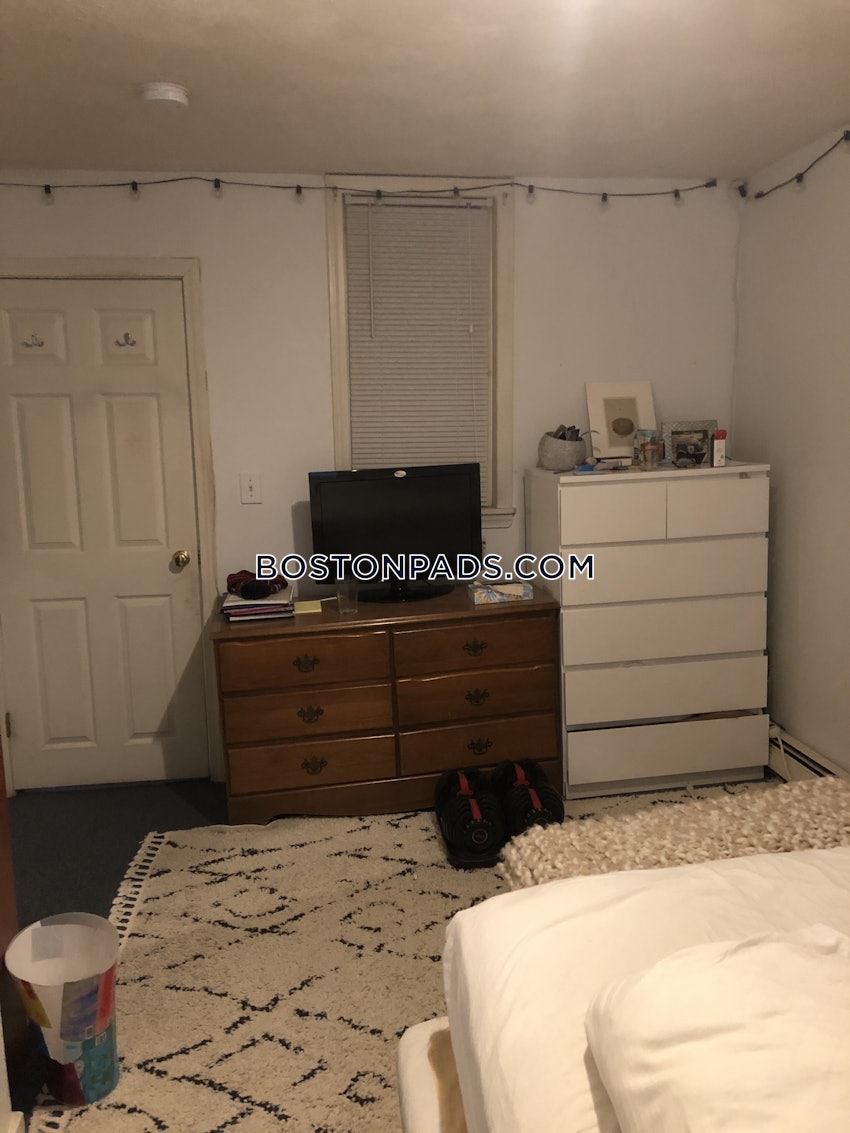 BOSTON - BEACON HILL - 2 Beds, 1 Bath - Image 10