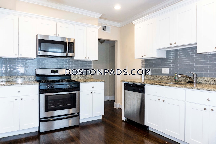 BOSTON - ROSLINDALE - 3 Beds, 1.5 Baths - Image 2