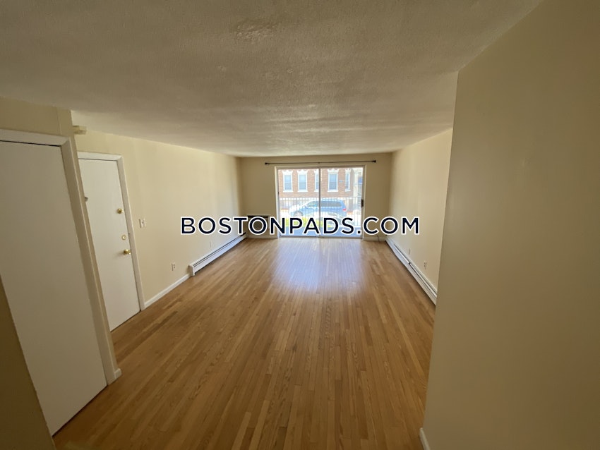 BOSTON - BRIGHTON- WASHINGTON ST./ ALLSTON ST. - 2 Beds, 1 Bath - Image 4