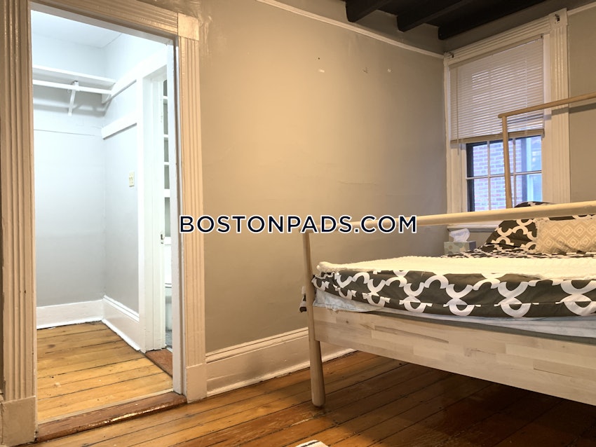 BOSTON - BEACON HILL - 1 Bed, 1 Bath - Image 17