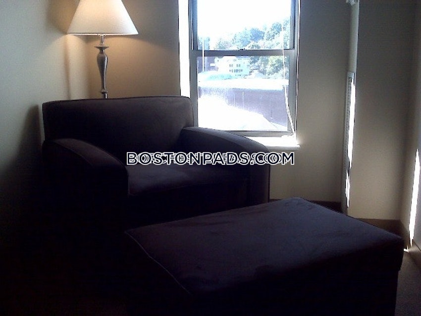 BOSTON - DORCHESTER - LOWER MILLS - 2 Beds, 1 Bath - Image 4