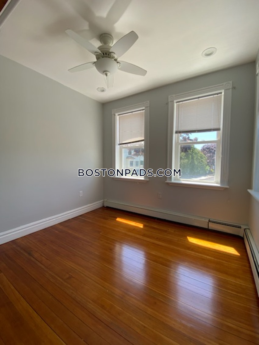 CHELSEA - 3 Beds, 1 Bath - Image 8