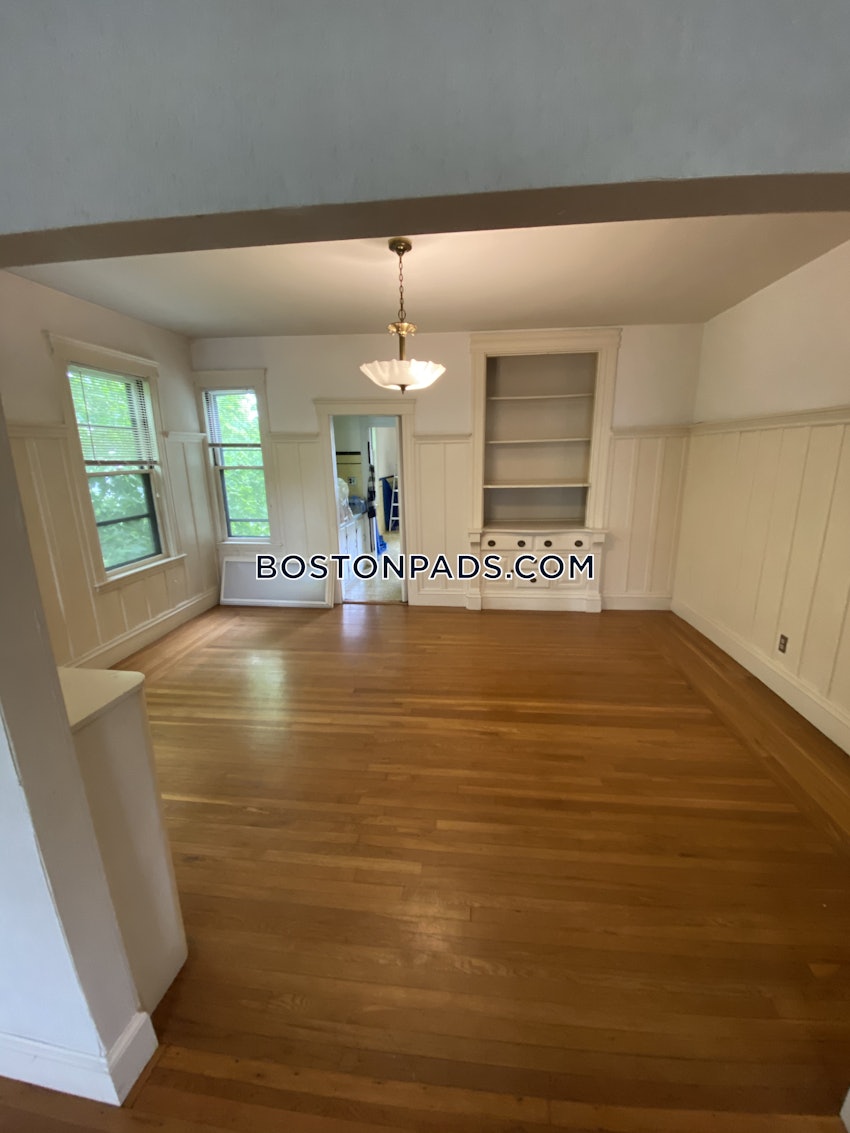 NEWTON - NEWTONVILLE - 3 Beds, 1 Bath - Image 41