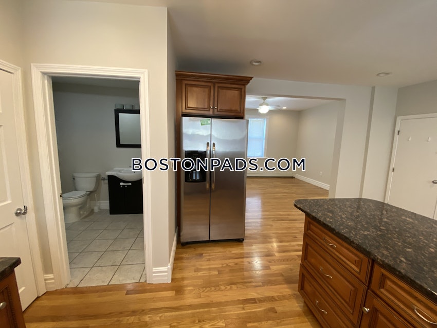 CHELSEA - 3 Beds, 1 Bath - Image 38