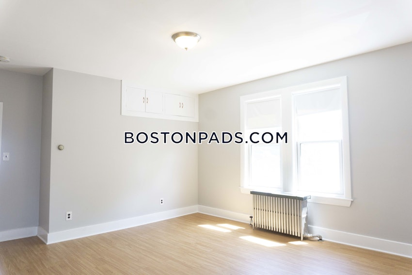 BOSTON - BRIGHTON - OAK SQUARE - 2 Beds, 1 Bath - Image 4