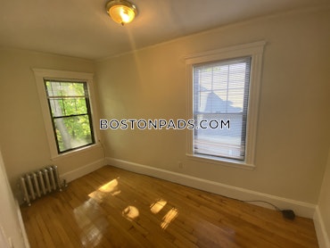 Boston - 2 Beds, 1 Baths