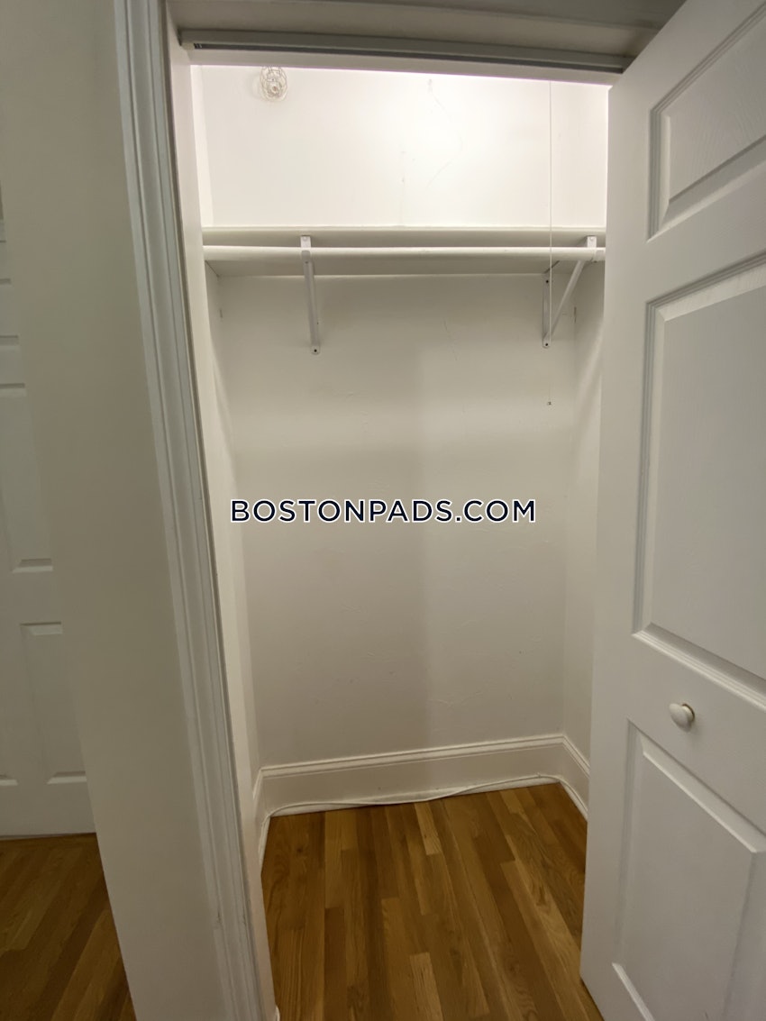 BOSTON - NORTH END - 3 Beds, 2 Baths - Image 24