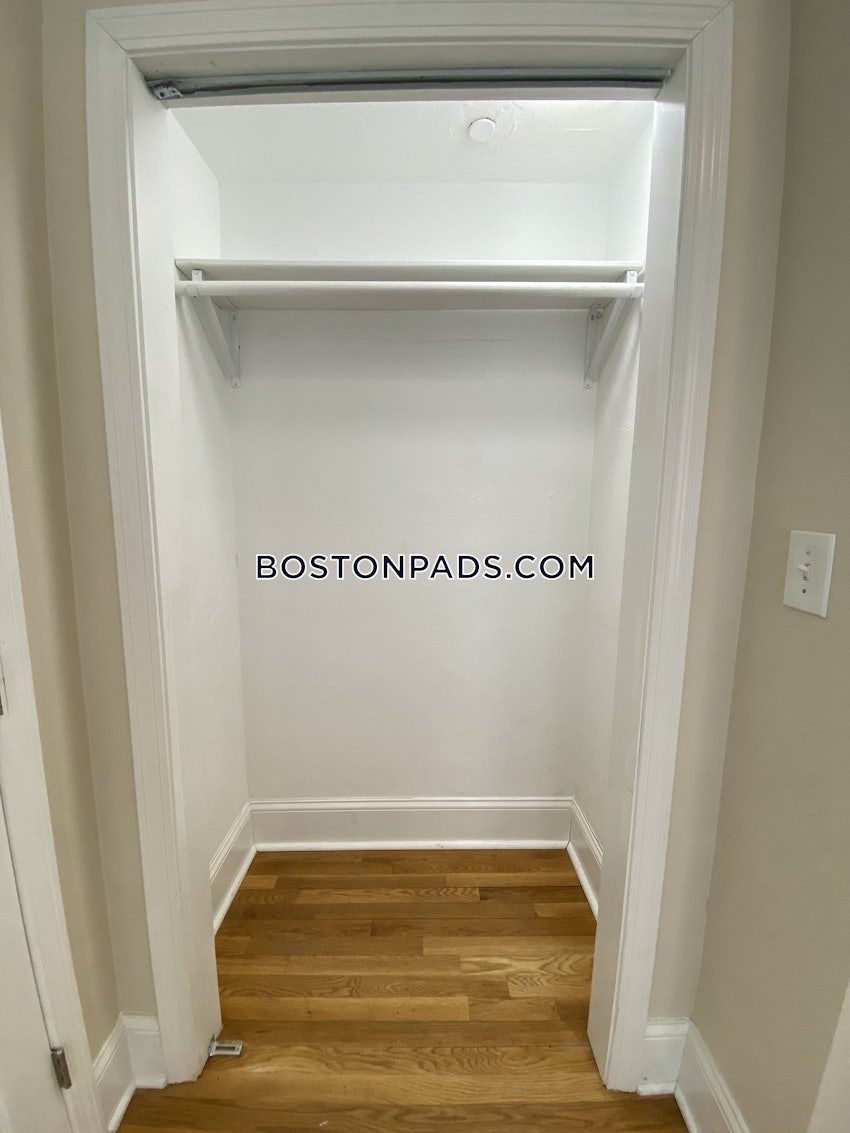 BOSTON - NORTH END - 3 Beds, 2 Baths - Image 34