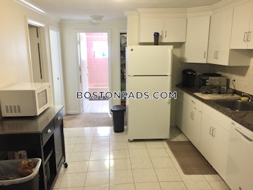 Boston - 2 Beds, 1 Baths