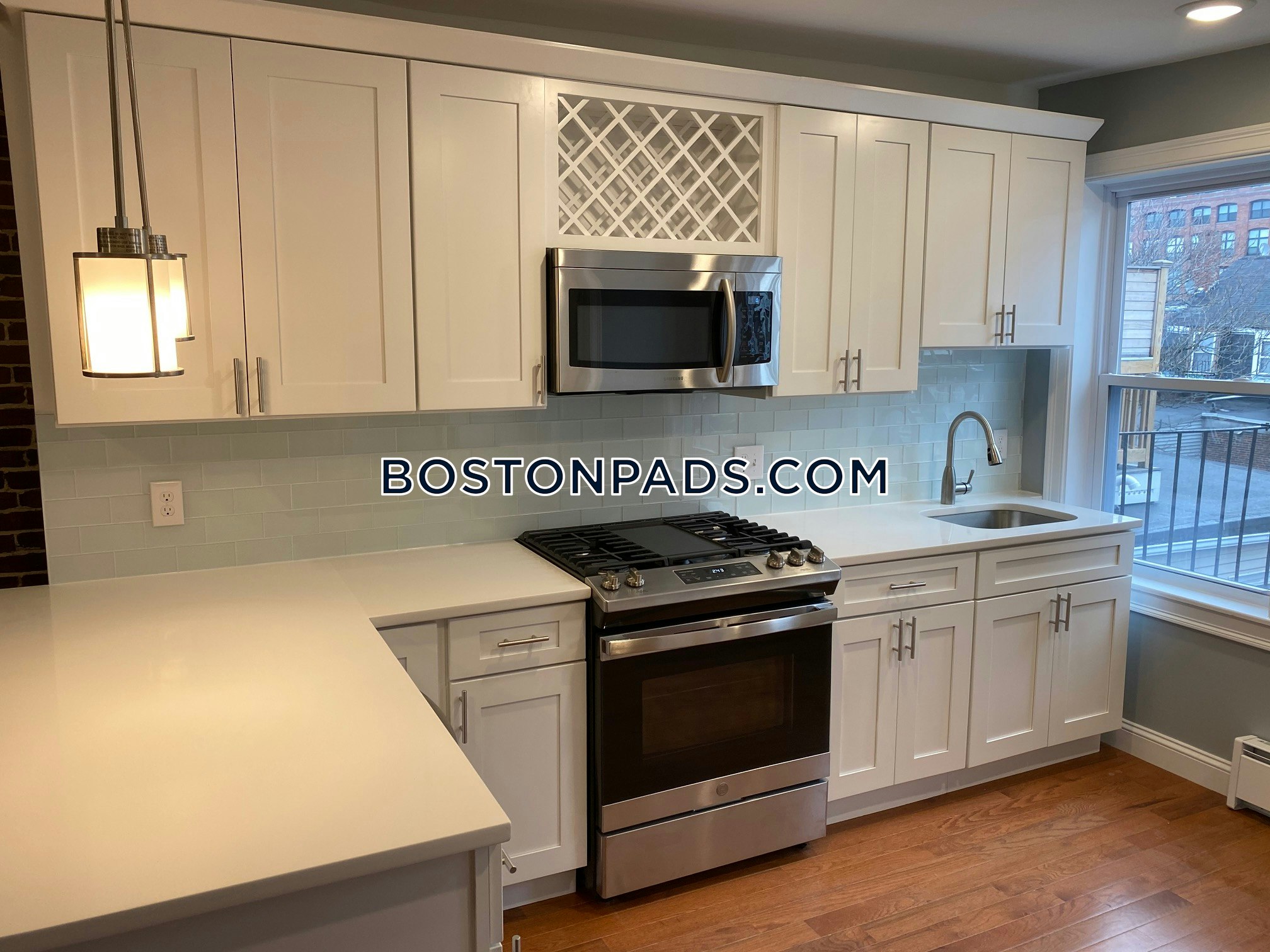 Maverick - East Boston, Boston, MA - 2 Beds, 1 Bath - $3,000 - ID#8003644