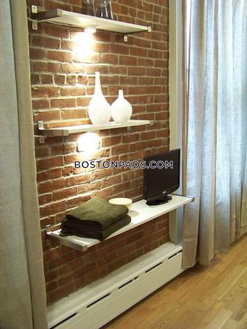 BOSTON - NORTH END - 1 Bed, 1 Bath - Image 8