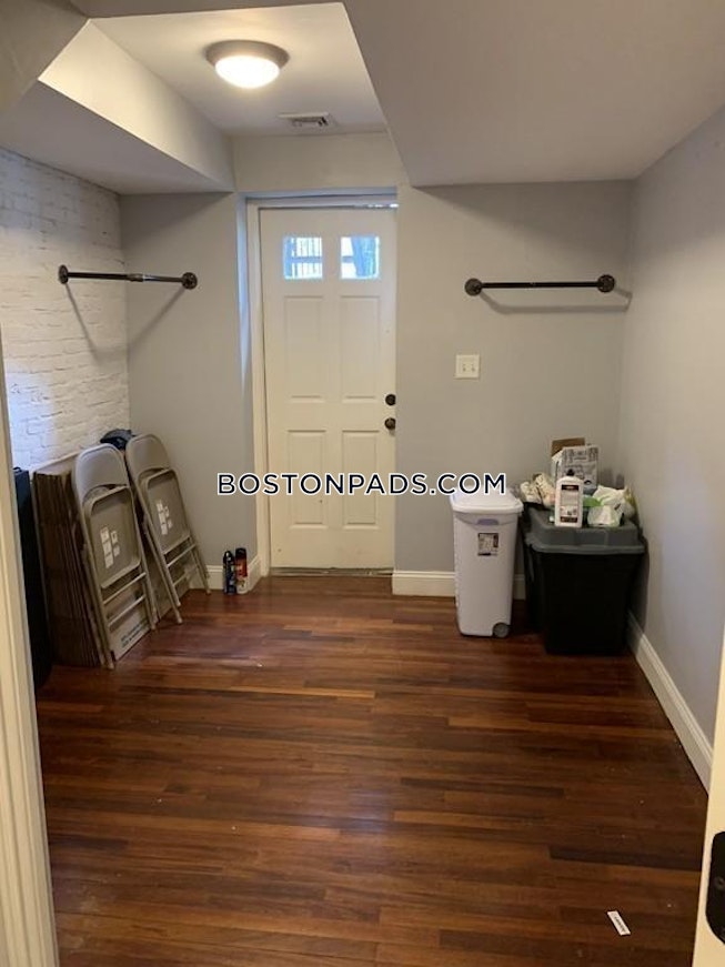 Boston - $7,200+ /mo