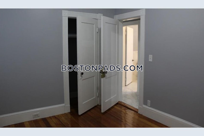 BOSTON - EAST BOSTON - CONSTITUTION BEACH - 4 Beds, 1 Bath - Image 5