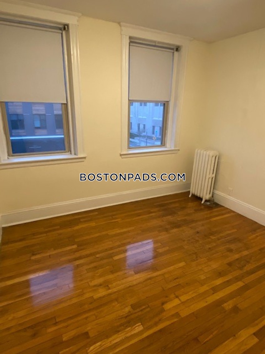 CAMBRIDGE - HARVARD SQUARE - 2 Beds, 1 Bath - Image 7