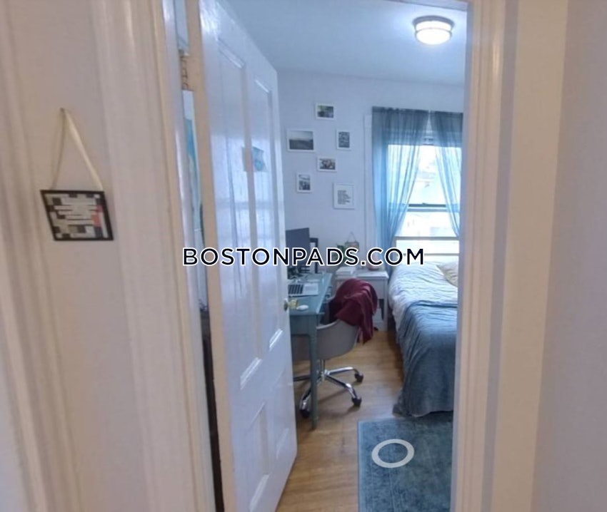 SOMERVILLE - PORTER SQUARE - 3 Beds, 1 Bath - Image 7