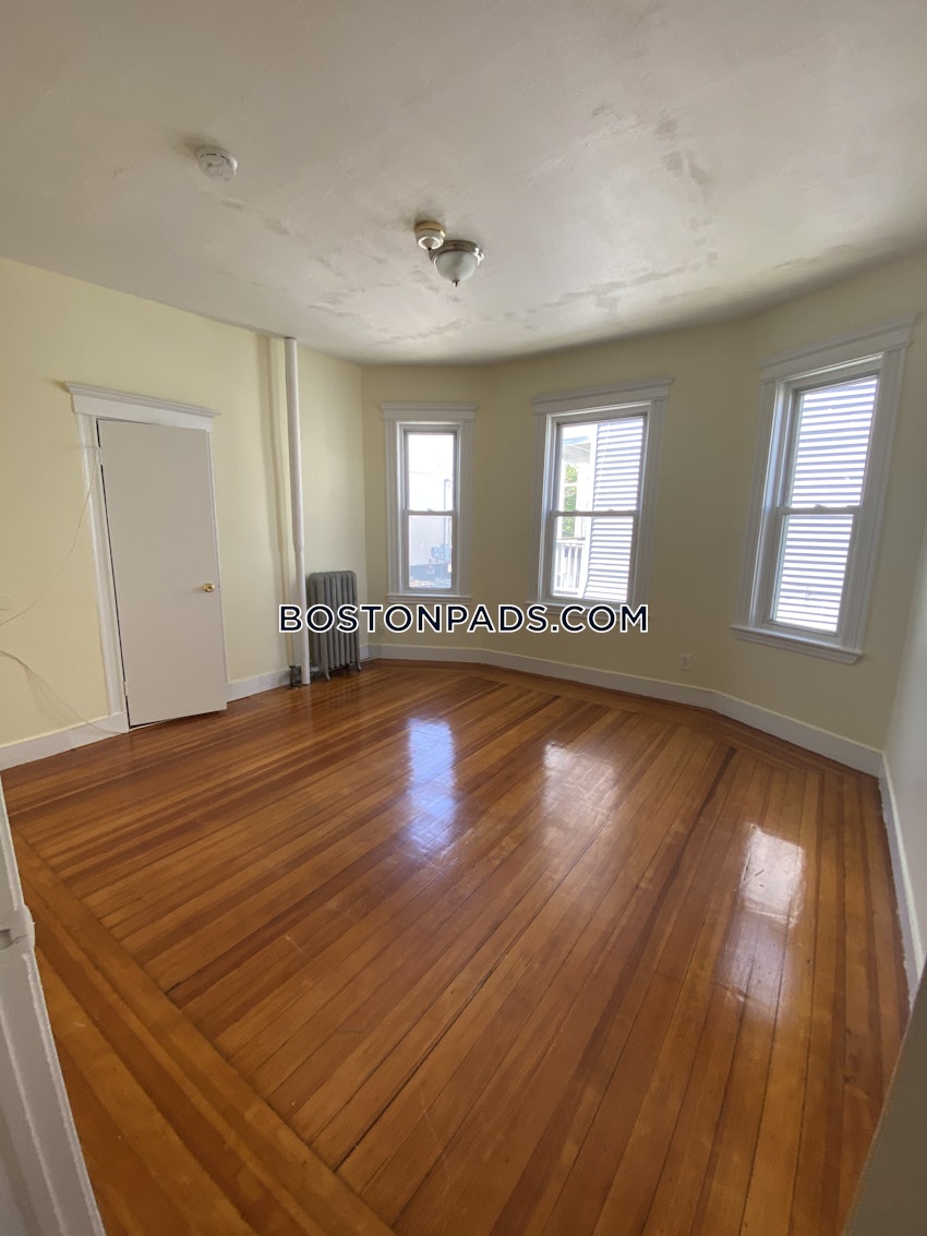 BOSTON - MATTAPAN - 4 Beds, 1 Bath - Image 14