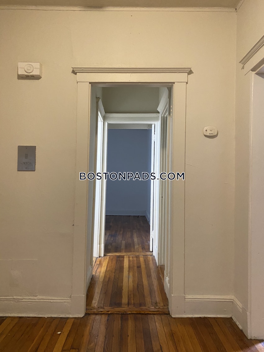 BOSTON - ALLSTON/BRIGHTON BORDER - 2 Beds, 1 Bath - Image 4