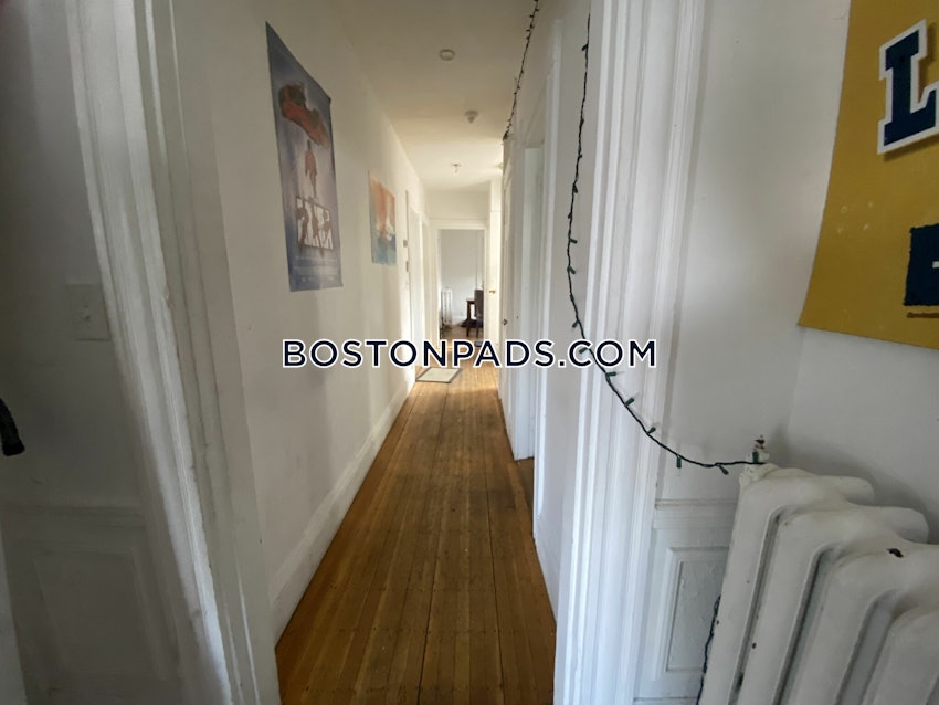 BOSTON - ALLSTON - 5 Beds, 1.5 Baths - Image 7